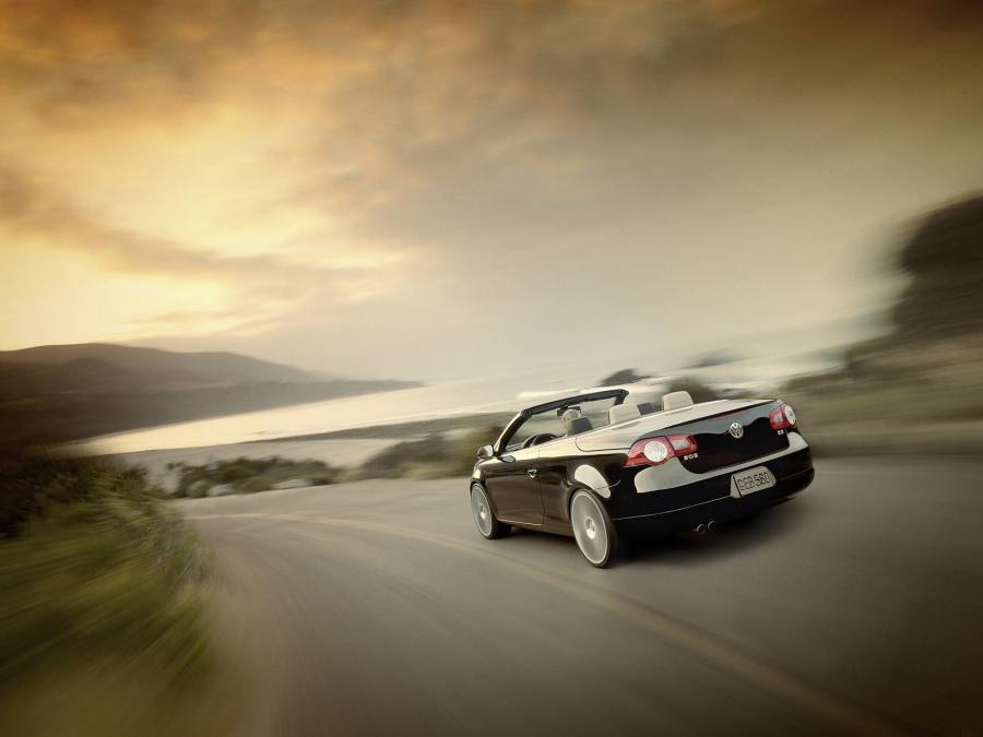  Volkswagen Eos 3.2 Highway 1 2006 года  (фото 2 из 11)